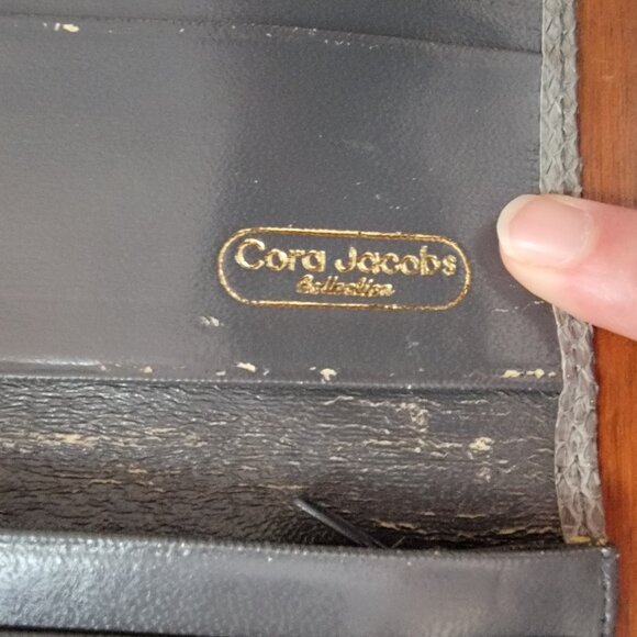 Cora Jacobs Collection Gray Leather Wallet - Picture 7 of 14